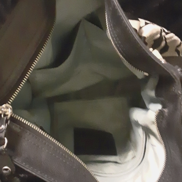 Authentic Coach purse - Picture 4 of 8